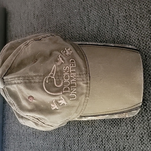 ducks unlimited Other - Ducks Unlimited Hat Brown Waxed Canvas Cap DU Leader Adult Adjustable Strapback